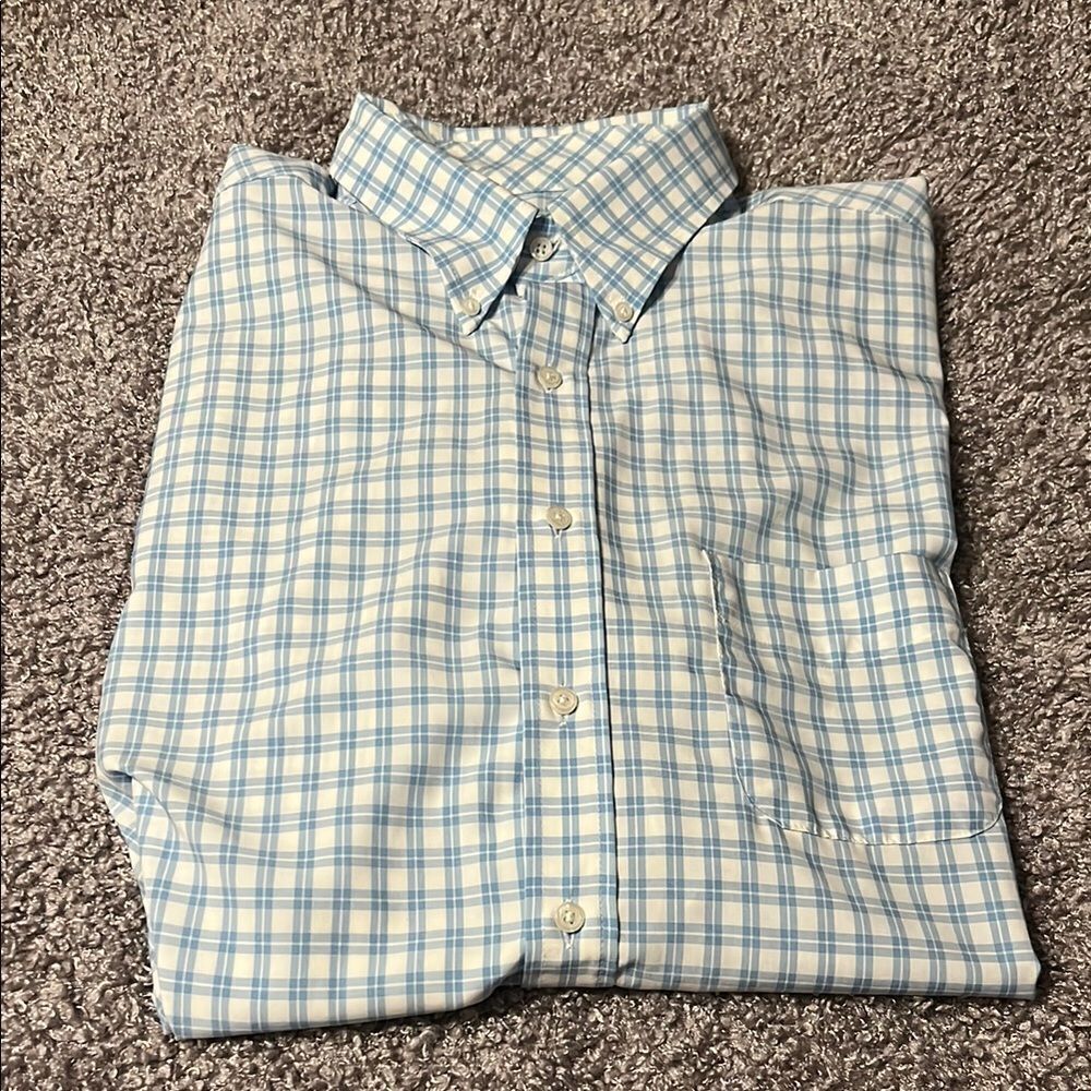 Club Room Blue and White Casual Button Down Shirt